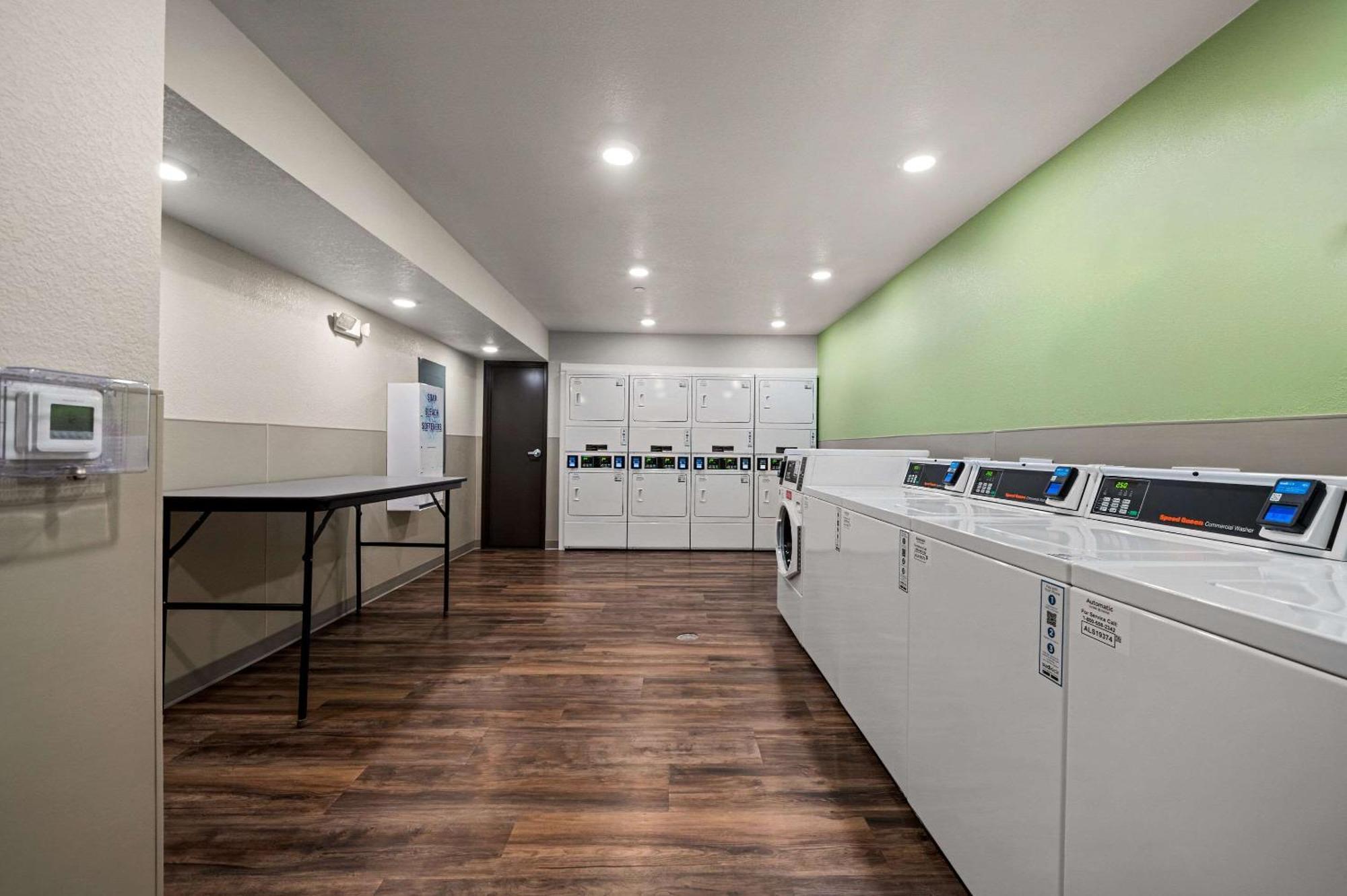 Woodspring Suites Yorktown Newport News Extérieur photo