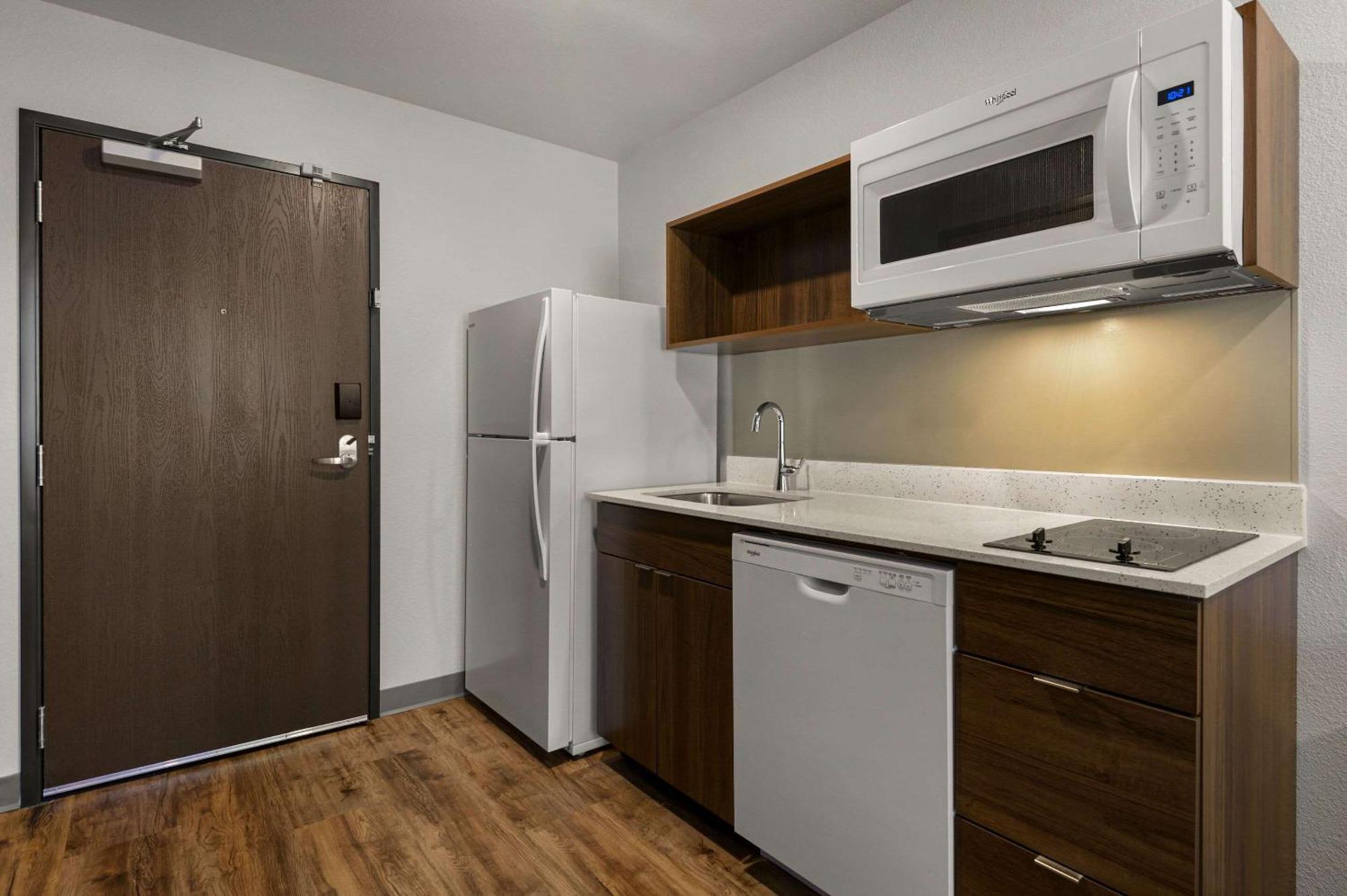 Woodspring Suites Yorktown Newport News Extérieur photo