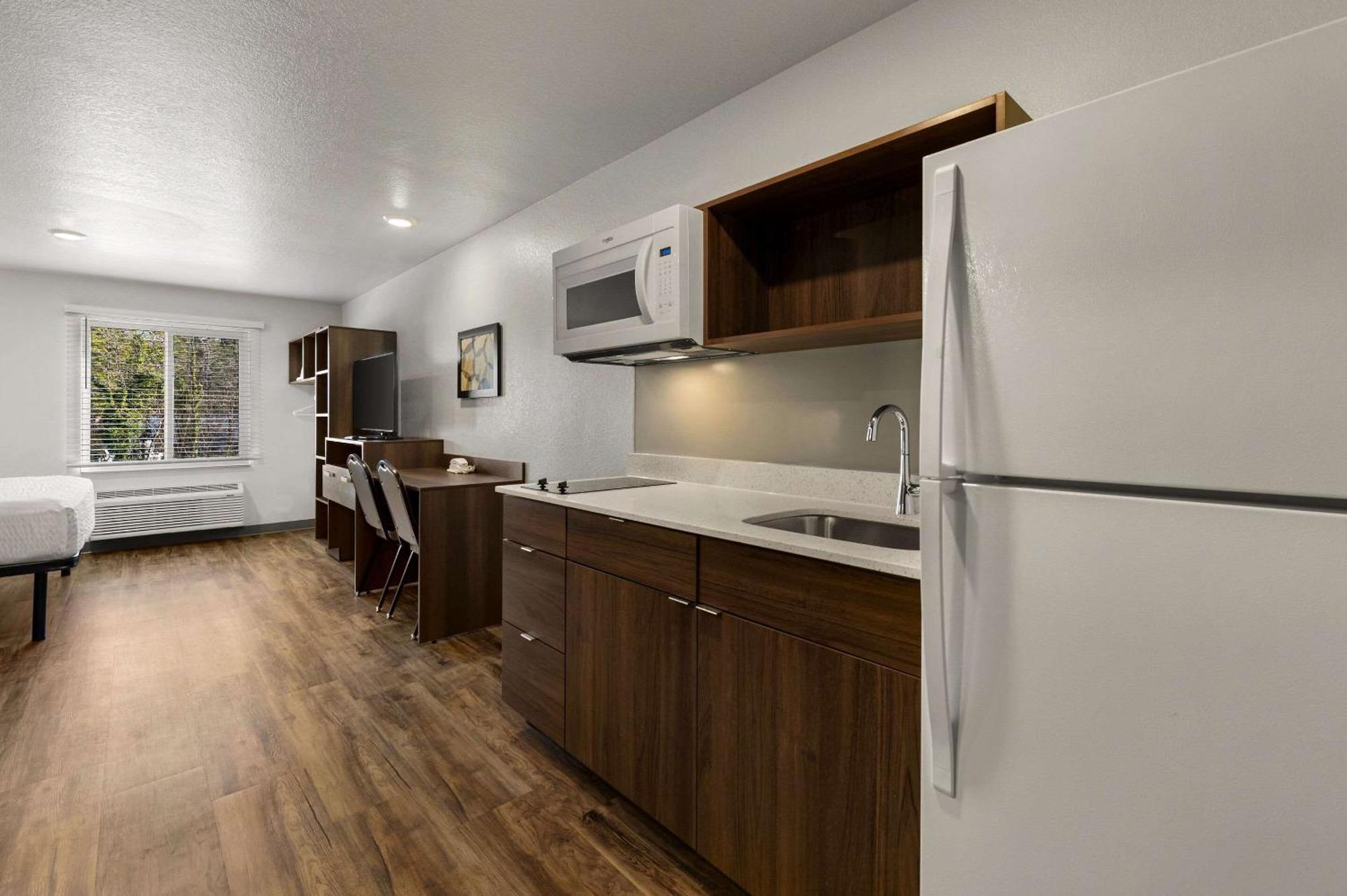 Woodspring Suites Yorktown Newport News Extérieur photo